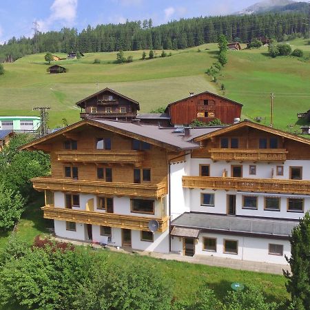 Chalet In Koenigsleiten Near Ski Area With Sauna Konigsleiten Bagian luar foto